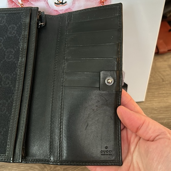 EUC black Gucci long wallet. - Picture 5 of 6